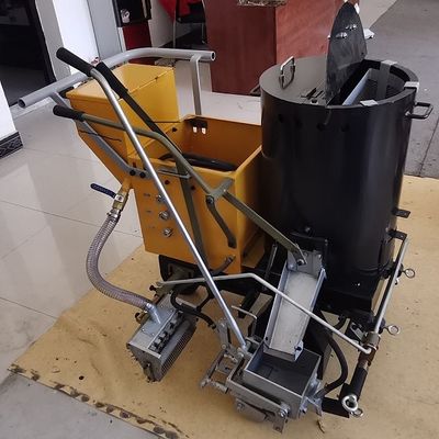 हाइड्रोलिक रोड लाइन मार्किंग मशीन थर्मोप्लास्टिक स्ट्रिपिंग उपकरण पीएलसी नियंत्रण