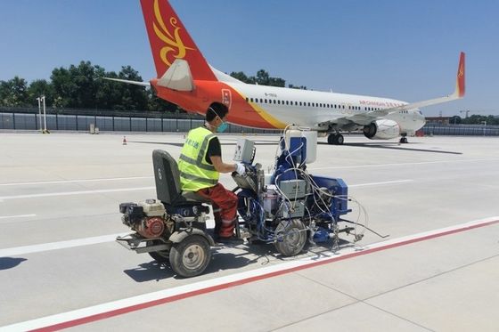 हवाई अड्डे के लिए तेजी से सुखाने छिड़काव फुटपाथ सड़क लाइन अंकन मशीन