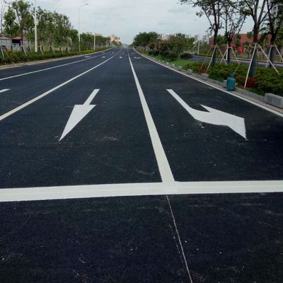 थर्मोप्लास्टिक पेंट रोड मार्किंग स्प्रे मशीन 2-3kg/Min